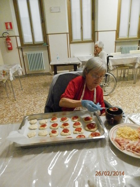 Cucina con le Ragazze della Terza Età!